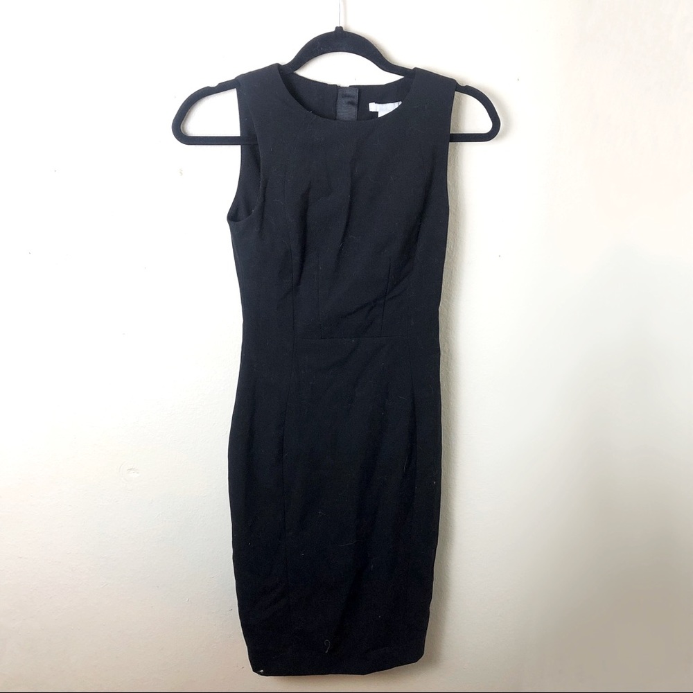3 for 25! 🌻 H&M- Little Black Dress 🌻